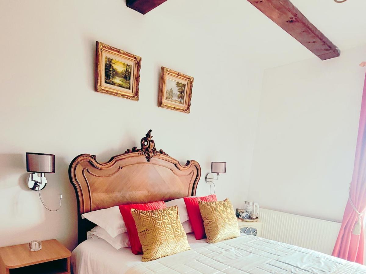 Carpathia Magic -Adults Only Villa Peştera Екстериор снимка